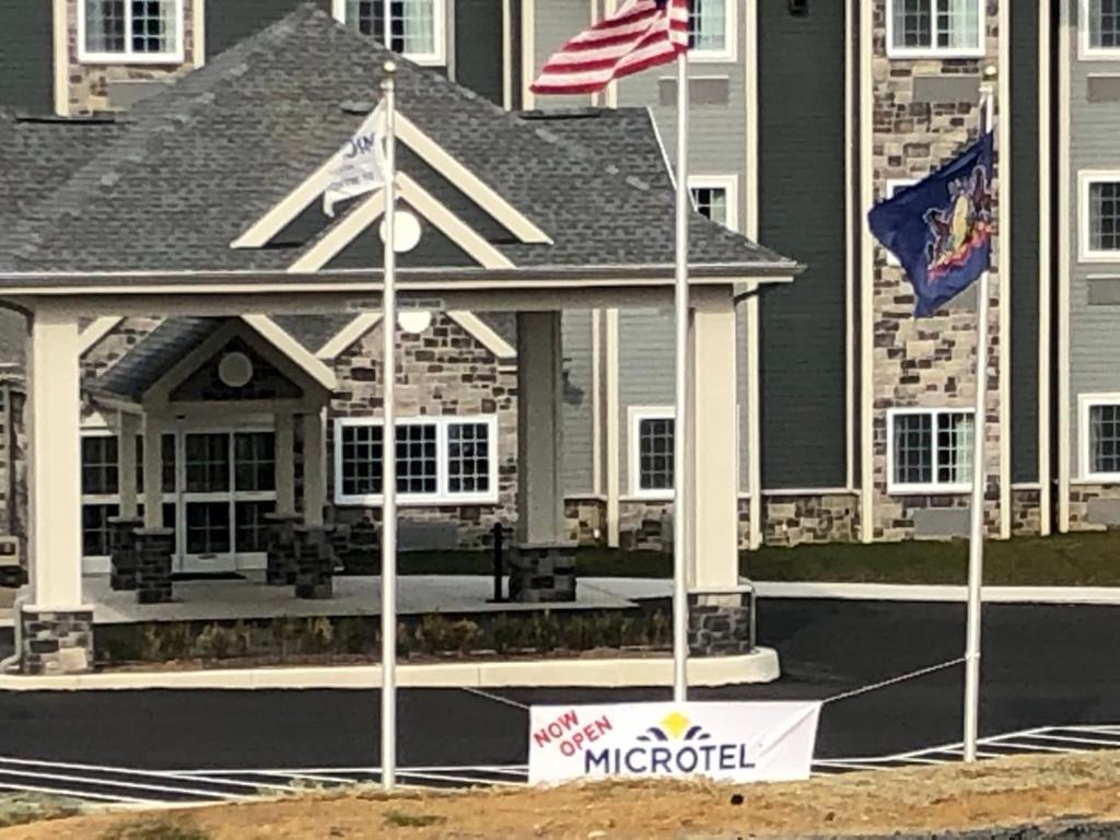 Microtel Inn & Suites By Wyndham Carlisle Exterior foto